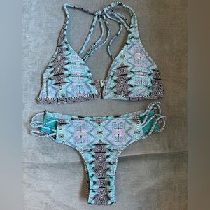 Volcom women's abstract blue strappy bikini size small